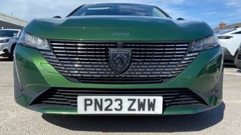 Peugeot 308 1.2 PureTech Allure Premium Hatchback 5dr Petrol EAT Euro 6 (s/s