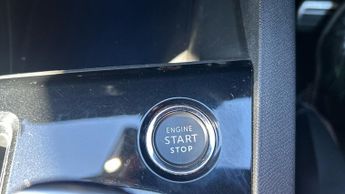 Peugeot 3008 SUV 1.2 PureTech Allure Premium + SUV 5dr Petrol EAT Euro 6 (s/s) (1