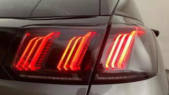 Peugeot 3008 SUV 1.2 PureTech Allure SUV 5dr Petrol EAT Euro 6 (s/s) (130 ps)