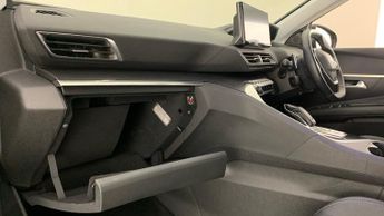 Peugeot 3008 SUV 1.2 PureTech Allure SUV 5dr Petrol EAT Euro 6 (s/s) (130 ps)