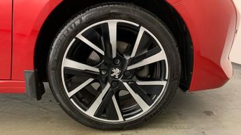 Peugeot 208 1.2 PureTech Allure Premium Hatchback 5dr Petrol EAT Euro 6 (s/s
