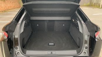 Peugeot 3008 73kWh GT SUV 5dr Electric Auto (210 ps)