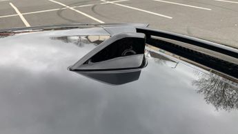 Peugeot 3008 73kWh GT SUV 5dr Electric Auto (210 ps)