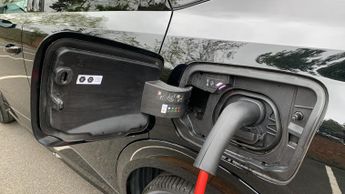 Peugeot 3008 73kWh GT SUV 5dr Electric Auto (210 ps)