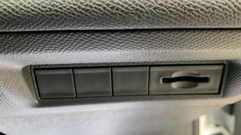 Peugeot 308 Sw 1.2 HYBRID GT Estate 5dr Petrol Hybrid e-DSC6 Euro 6 (s/s) (136 