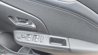 Vauxhall Corsa Electric 50kWh SRi Nav Premium Hatchback 5dr Electric Auto (7.4Kw Charger