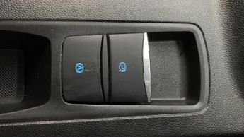 Ford Focus 1.0T EcoBoost MHEV Trend Hatchback 5dr Petrol Hybrid DCT Euro 6 