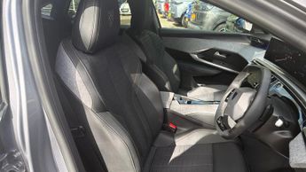 Peugeot 3008 73kWh GT SUV 5dr Electric Auto (210 ps)