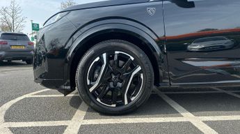 Peugeot 5008 73kWh GT SUV 5dr Electric Auto (210 ps)