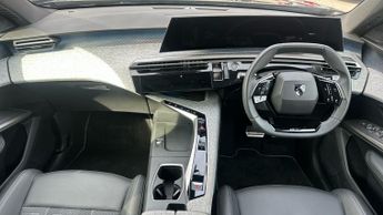 Peugeot 5008 73kWh GT SUV 5dr Electric Auto (210 ps)