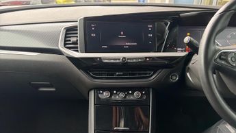 Vauxhall Grandland 1.2 Turbo Ultimate SUV 5dr Petrol Auto Euro 6 (s/s) (130 ps)