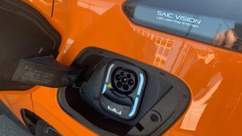 Mg Mg4 64kWh Trophy Long Range Hatchback 5dr Electric Auto (203 ps)