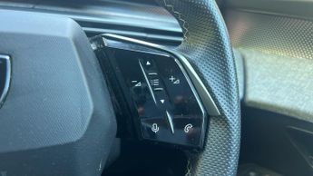 Peugeot 3008 73kWh GT SUV 5dr Electric Auto (210 ps)