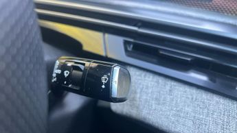 Peugeot 3008 73kWh GT SUV 5dr Electric Auto (210 ps)