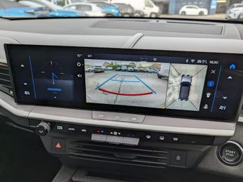 Vauxhall Grandland 1.2 Ultimate SUV 5dr Petrol Hybrid e-DCT Euro 6 (s/s) (136 ps)