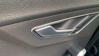 Audi Q2 1.5 TFSI CoD 35 S line SUV 5dr Petrol S Tronic Euro 6 (s/s) (150