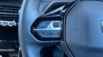 Peugeot 2008 50kWh Allure SUV 5dr Electric Auto (7kW Charger) (136 ps)