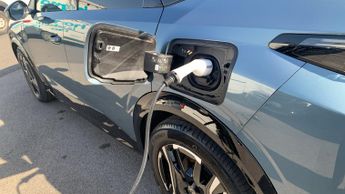 Peugeot 3008 73kWh GT SUV 5dr Electric Auto (210 ps)