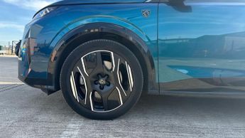 Peugeot 3008 73kWh GT SUV 5dr Electric Auto (210 ps)