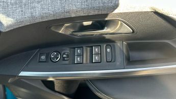 Peugeot 3008 73kWh GT SUV 5dr Electric Auto (210 ps)