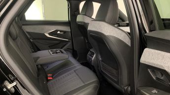 Peugeot 3008 73kWh GT SUV 5dr Electric Auto (210 ps)
