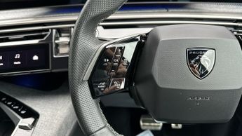 Peugeot 3008 73kWh GT SUV 5dr Electric Auto (210 ps)