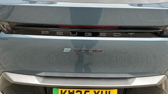 Peugeot 3008 73kWh GT SUV 5dr Electric Auto (210 ps)