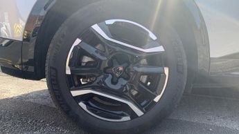 Peugeot 3008 73kWh GT SUV 5dr Electric Auto (210 ps)