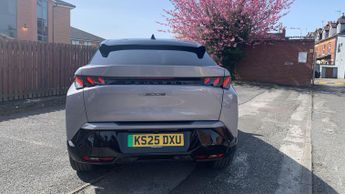 Peugeot 3008 73kWh GT SUV 5dr Electric Auto (210 ps)