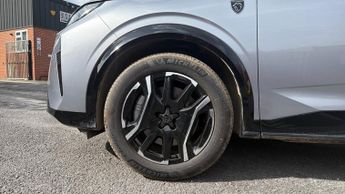 Peugeot 3008 73kWh GT SUV 5dr Electric Auto (210 ps)