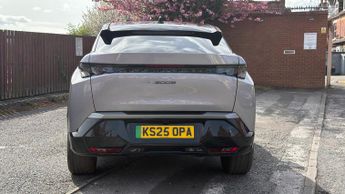 Peugeot 3008 73kWh GT SUV 5dr Electric Auto (210 ps)