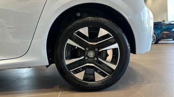 Peugeot 208 1.2 Allure e-DSC6 Euro 6 (s/s) 5dr