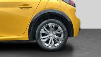 Peugeot 208 50kWh Allure Hatchback 5dr Electric Auto (136 ps)