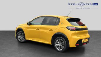 Peugeot 208 50kWh Allure Hatchback 5dr Electric Auto (136 ps)