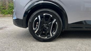 Peugeot 3008 73kWh GT SUV 5dr Electric Auto (210 ps)