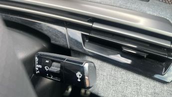 Peugeot 3008 73kWh GT SUV 5dr Electric Auto (210 ps)