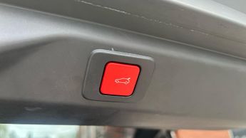 Peugeot 3008 73kWh GT SUV 5dr Electric Auto (210 ps)