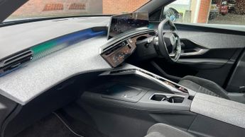 Peugeot 3008 73kWh GT SUV 5dr Electric Auto (210 ps)