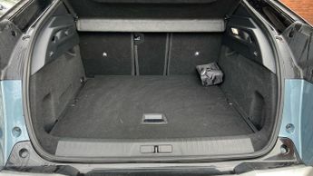 Peugeot 3008 73kWh GT SUV 5dr Electric Auto (210 ps)