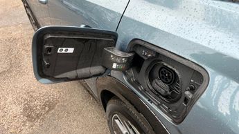 Peugeot 3008 73kWh GT SUV 5dr Electric Auto (210 ps)