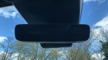 Peugeot 5008 73kWh GT SUV 5dr Electric Auto (210 ps)