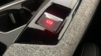 Peugeot 3008 73kWh GT SUV 5dr Electric Auto (210 ps)