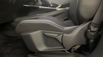 Peugeot 3008 73kWh GT SUV 5dr Electric Auto (210 ps)