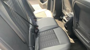 Peugeot 3008 73kWh GT SUV 5dr Electric Auto (210 ps)