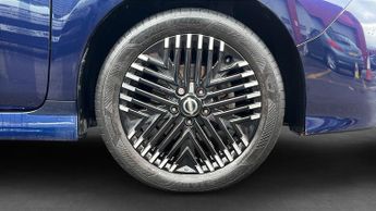 Nissan Leaf 39kWh Tekna Hatchback 5dr Electric Auto (150 ps)