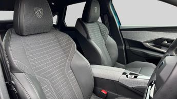 Peugeot 3008 73kWh GT SUV 5dr Electric Auto (210 ps)