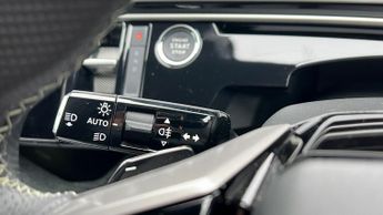 Peugeot 3008 73kWh GT SUV 5dr Electric Auto (210 ps)