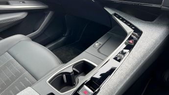 Peugeot 3008 73kWh GT SUV 5dr Electric Auto (210 ps)