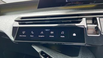 Peugeot 3008 73kWh GT SUV 5dr Electric Auto (210 ps)