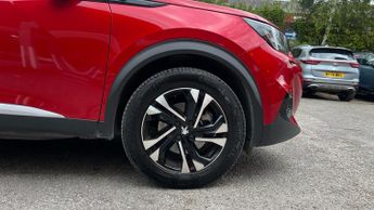 Peugeot 2008 50kWh Allure Premium SUV 5dr Electric Auto (136 ps)
